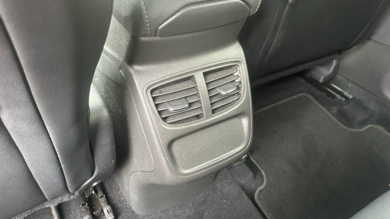 Vauxhall Grandland 1.2 Turbo SRi 5dr Petrol Hatchback